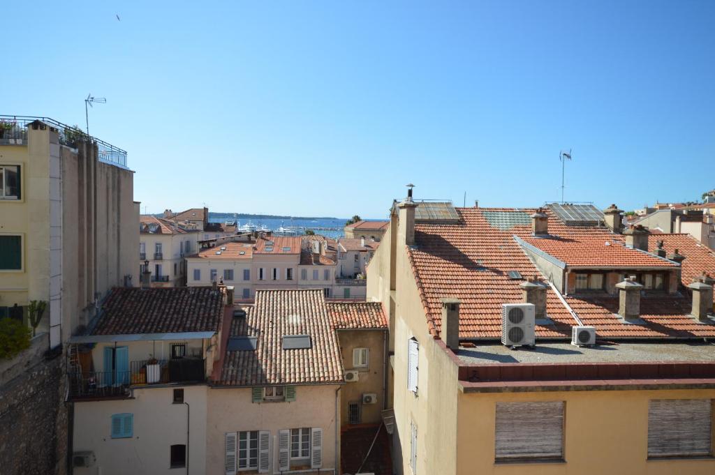 Art Deco 2 Bd Apartment Forville 3 Boulevard Victor Tuby, 06400 Cannes