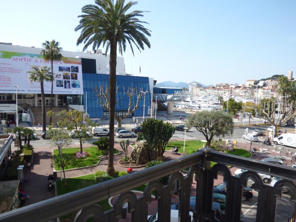 Arthur Properties Croisette 15 square mérimé, 06400 Cannes