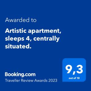 Artistic apartment, sleeps 4, centrally situated.