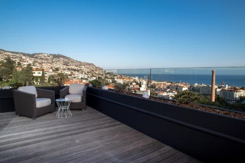 ARTS In Penthouse Apartments Til Sol