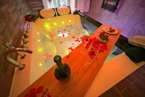 Arty room JACCUZI & SPA CENTRE VILLE HAUT DE GAMME