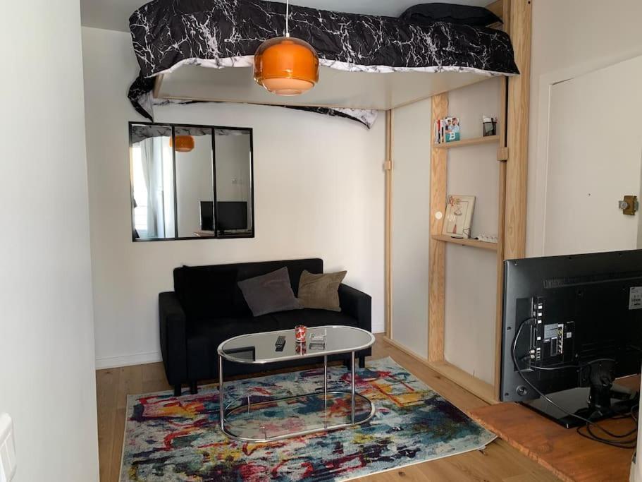 Appartement Arty studio canal saint Martin 32 Rue des Vinaigriers 75010 Paris