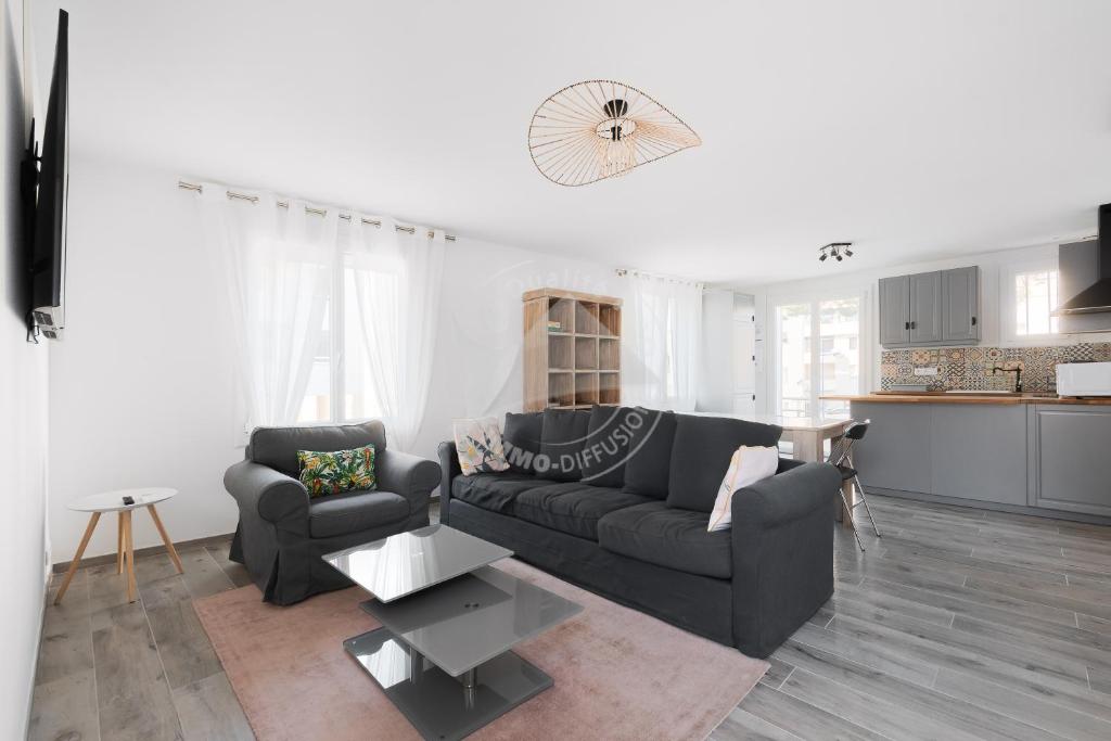 Appartement AS15280 - P3 face à la mer avec garage privé à 2 pas du Centre Ville 1 Rue de l'herminier 30240 Le Grau-du-Roi