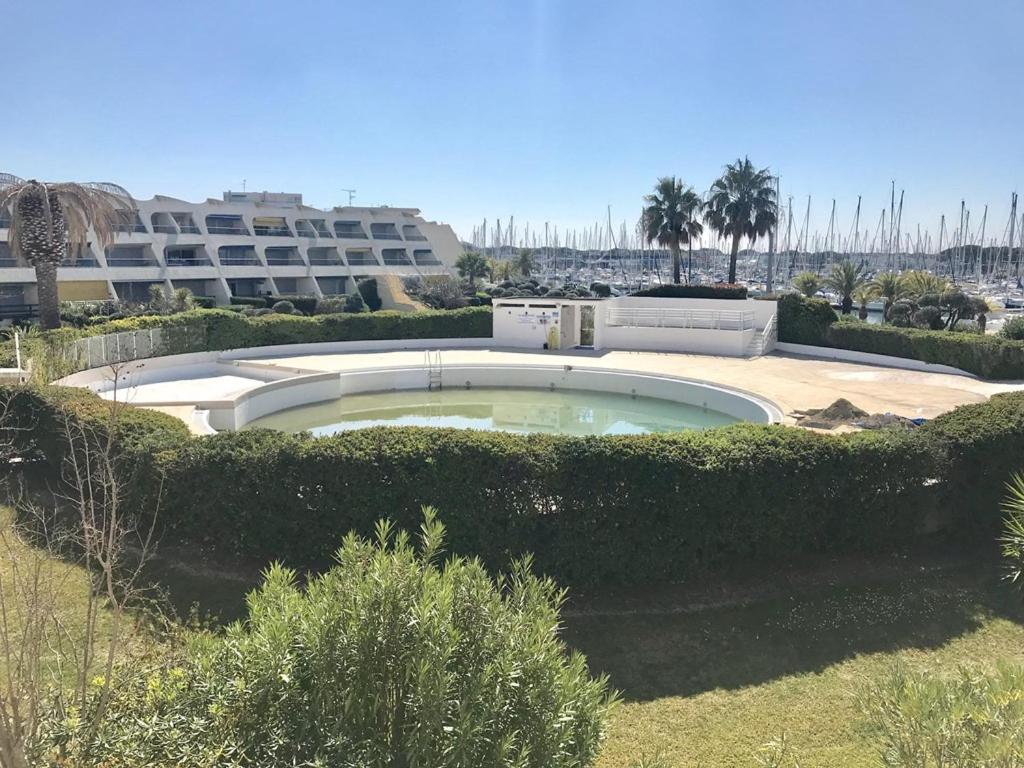 AS17117 - P2 avec piscine et magnifique vue Port Résidence \, 30240 Le Grau-du-Roi