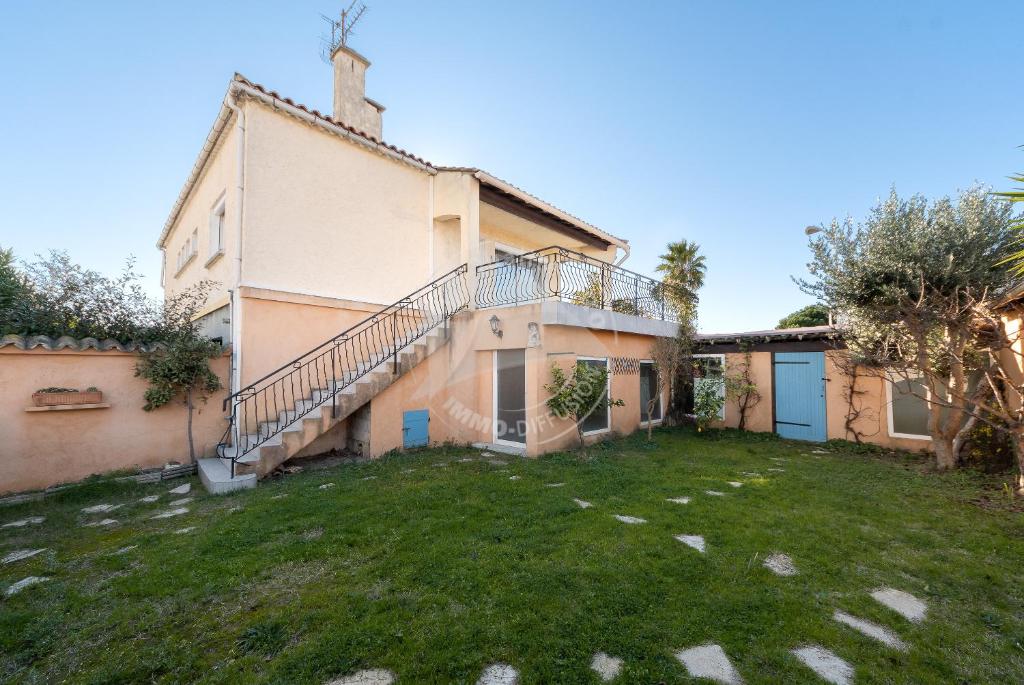 AS19003- P4 à 400m de la plage avec garage 2 voitures 680 Avenue de Camargue, 30240 Le Grau-du-Roi
