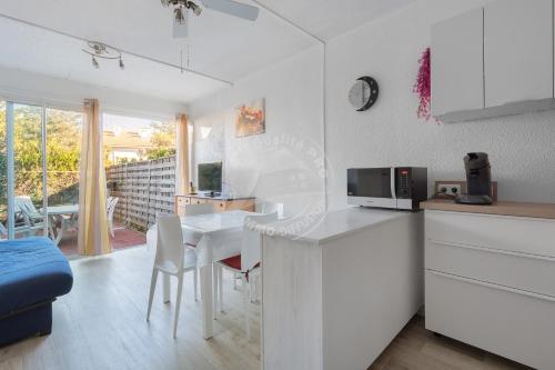 AS20165 - Studio cabine avec parking privé proche de la plage
