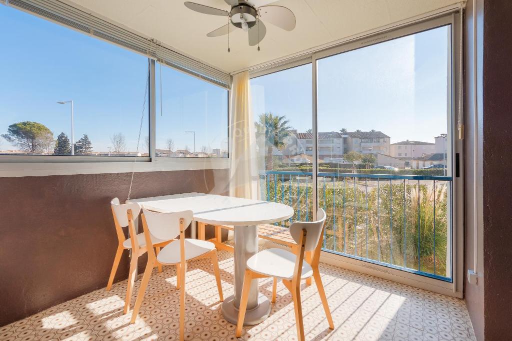 Appartement AS21116 - P2 centre ville dans une résidence à 200m de la plage Résidence \ 30240 Le Grau-du-Roi