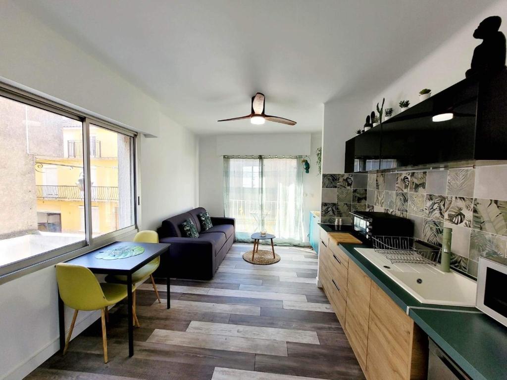 AS22776 - Charmant studio au cœur du centre ville à 2 pas de la plage 75 Rue des Combattants, 30240 Le Grau-du-Roi