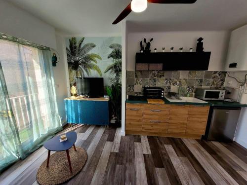 AS22776 - Charmant studio au cœur du centre ville à 2 pas de la plage