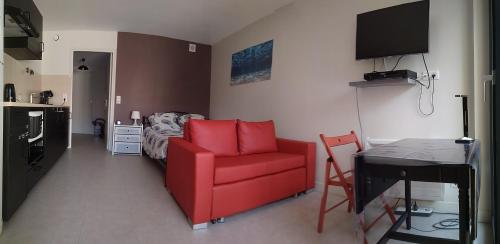At Home Paris-Montreuil 500m Metro parking privé gratuit