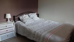At Home Paris-Montreuil 500m Metro parking privé gratuit