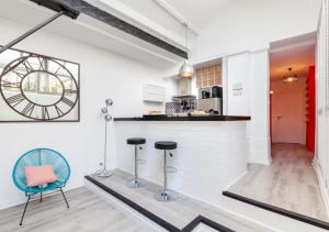 Atelier d Artiste Le Marais Paris - exceptionnel !