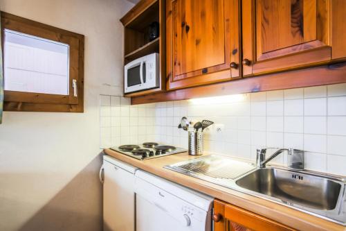 ATHAMANTE G - Appartement ATHAMANTE 06 pour 4 Personnes 55