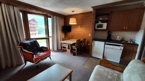 ATHAMANTE G - Appartement ATHAMANTE 804