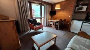 ATHAMANTE G - Appartement ATHAMANTE 804
