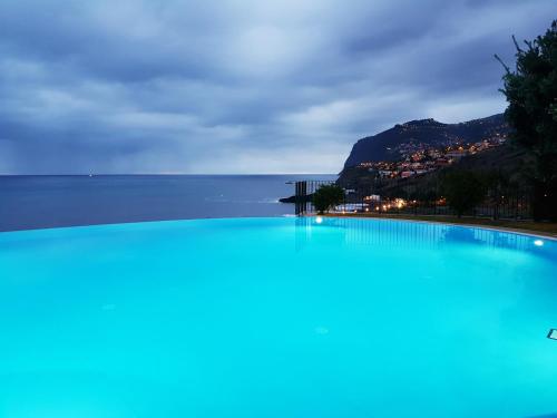 Atlantic Ocean View Apartment