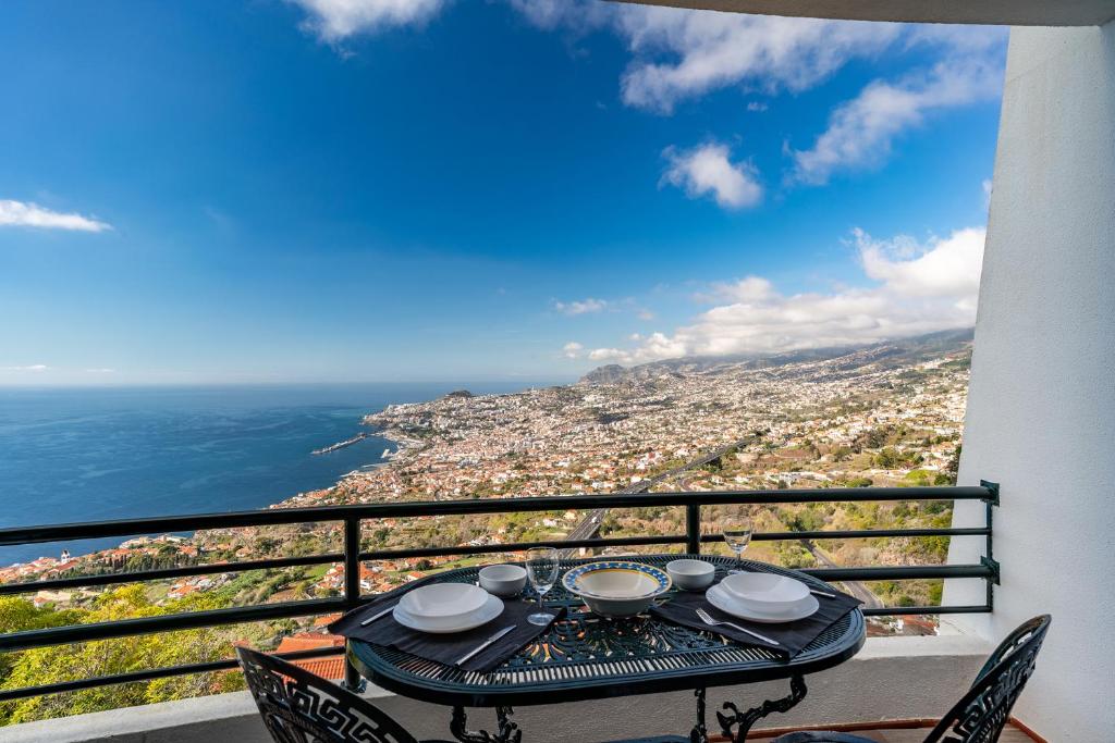 Appartement Atlantic Ocean view by HR Madeira 402 Rua da Pinheira 9060-237 Funchal