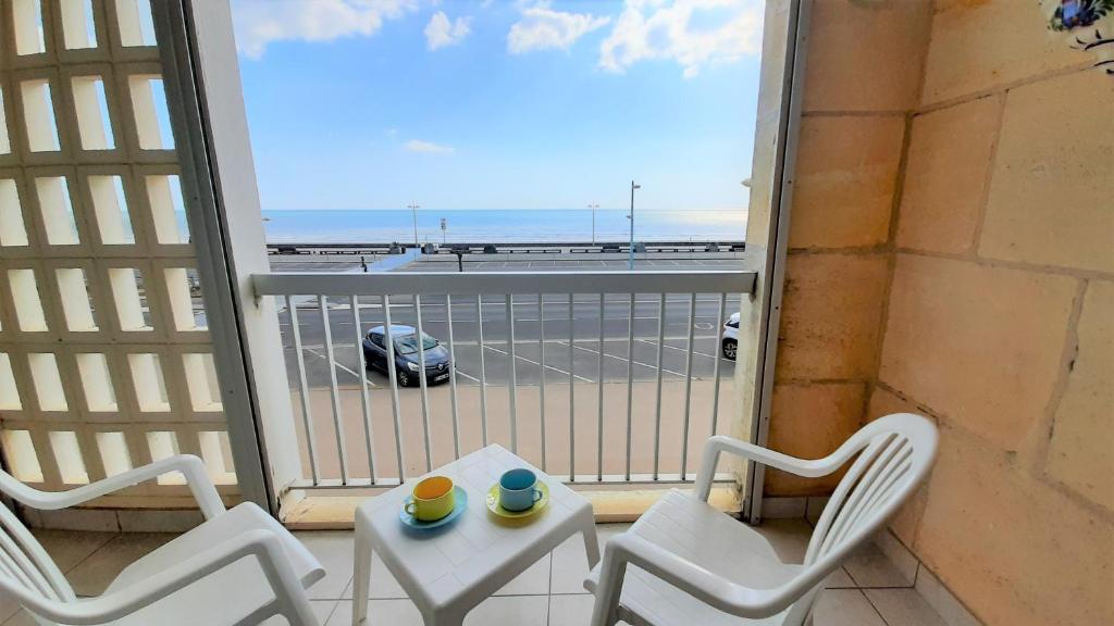 Appartement ATLANTIQUE Appartement Vue Mer 1 chambre 5 personnes 57 Esplanade de la Mer 85160 Saint-Jean-de-Monts