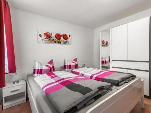 Attractive apartment in Sebnitz with a terrace