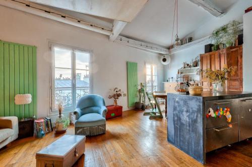 Atypical apartment for 2 people - Paris 10