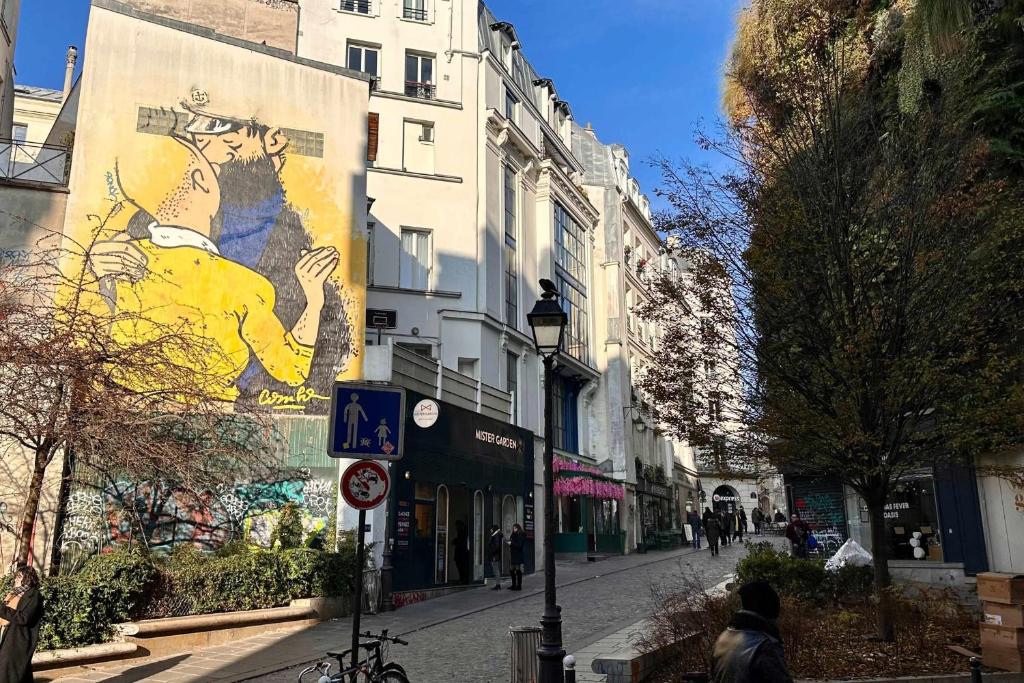 Atypical housing - very well located in Paris 31 Rue de Cléry, 75002 Paris