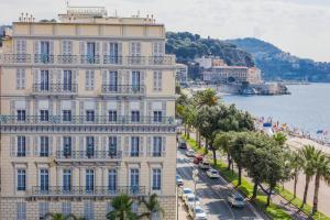 AU BEAU RIVAGE AP2049 by RIVIERA HOLIDAY HOMES
