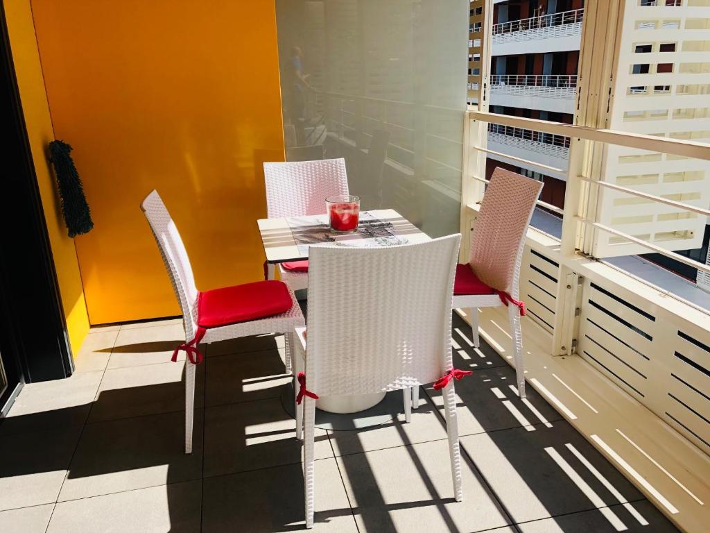 Au Cœur de Nice Ville terrasse et parking 3 eme etage 3 allée Philippe Seguin, 06000 Nice