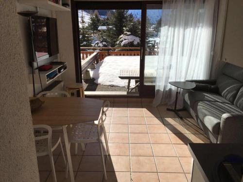 Au coeur des 2 alpes, appartement avec très belle terrasse