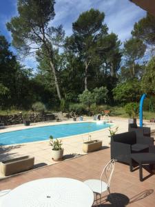 Appartement Au Havre de Paix 312 Chemin Maurice Bellonte 83136 Garéoult Provence-Alpes-Côte d\'Azur