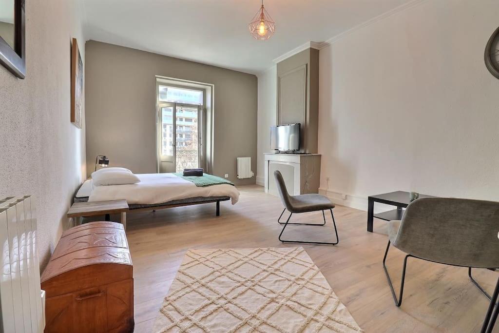 Au Maurice Clerc 5 Boulevard Maurice Clerc, 26000 Valence