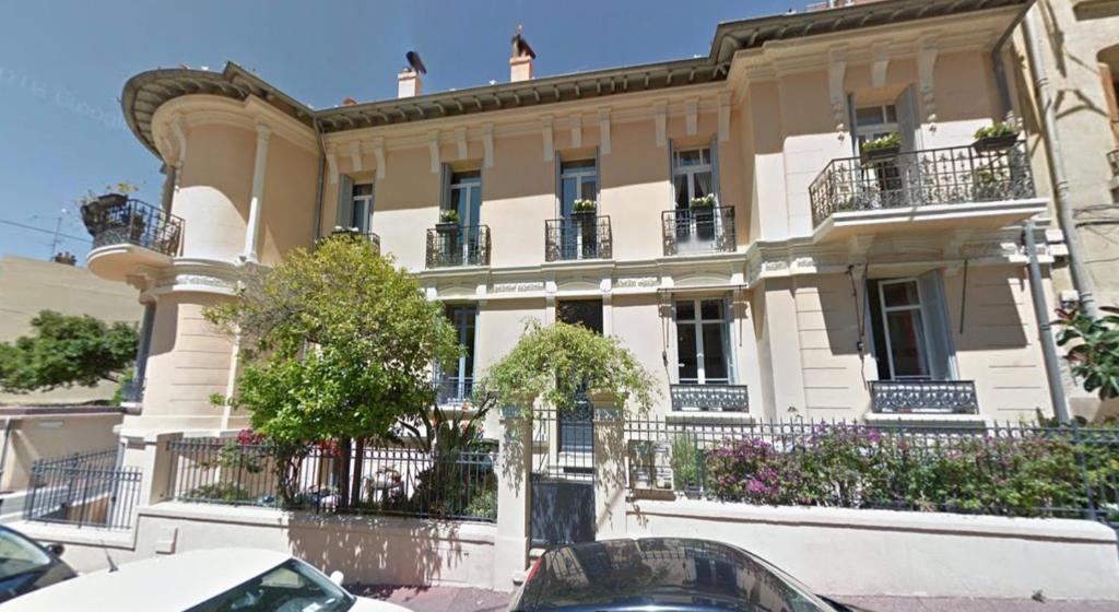 Appartement Au petit Marius 5 Rue Marius Aune 06400 Cannes