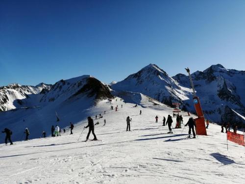 Au pied des pistes