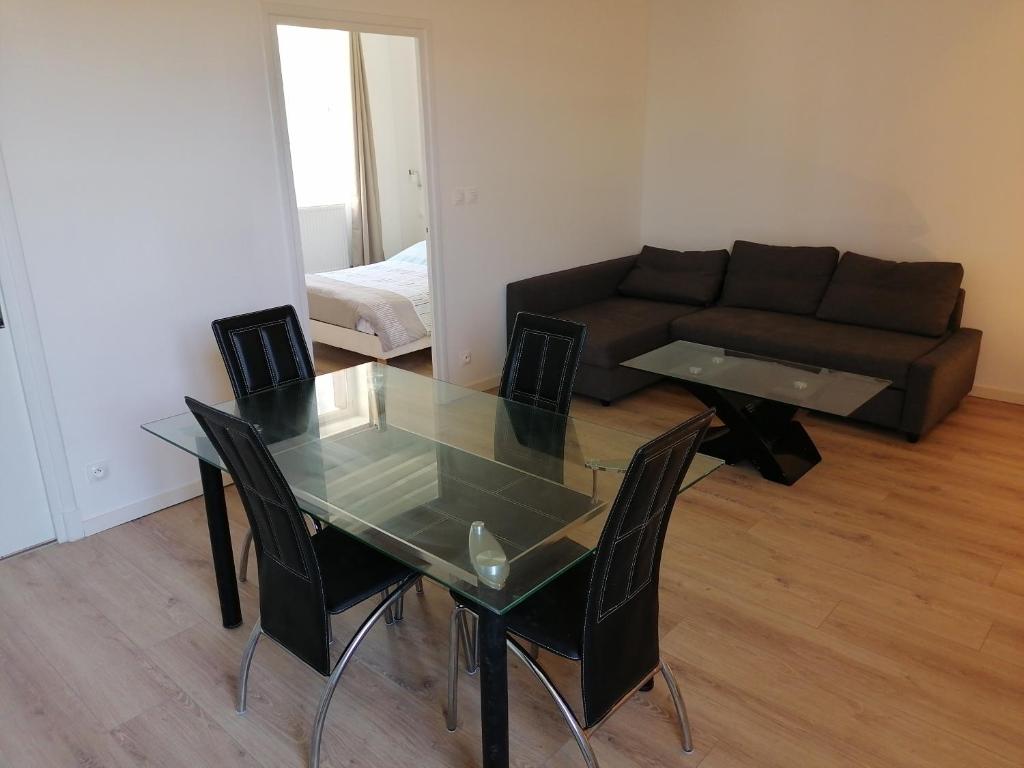 Appartement Au Thiernois 16 Rue Grenette 63300 Thiers