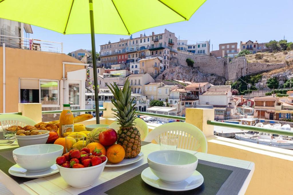 Au Vallon -Terrasse de Rêve sur le Vieux Port Escalier du Vallon des Auffes Maison l'Oustalet, 13007 Marseille