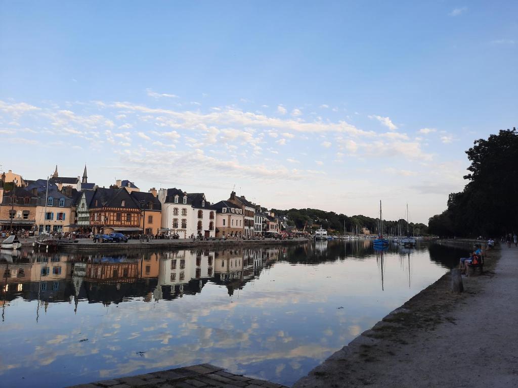 Auray - St Goustan Appartement Familial T4 avec vue sur le Port 2 ème étage 6 Quai Franklin, 56400 Auray