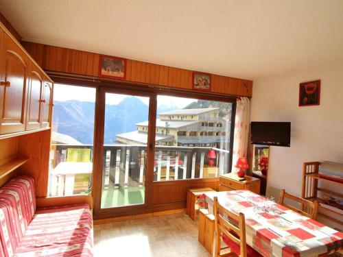 Appartement Appartement Auris, 1 pièce, 4 personnes - FR-1-297-275 7 PLACE DES ECRINS APPARTEMENT 22 - Niveau 2 Auris