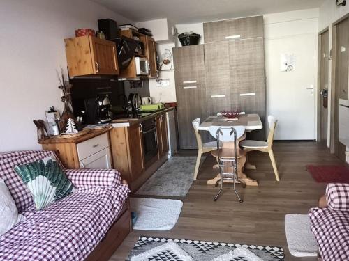 Auron, 2 pièces meublé, coin montagne,6 couchages