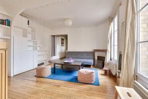 Authentic apartment in Paris 15