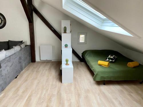 Authentic Loft - 10 min to the city center