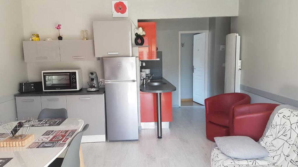 Appartement Aux bons thermes 8 avenue jules lefevre 65400 Argelès-Gazost