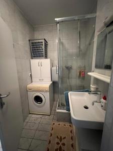 Aux Property - Apartment am Rennplatz
