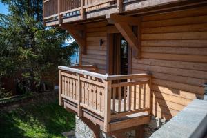 Appartement AUx SPORTS D HIVER le vivarois immeuble L EVERST APP 002 672 RUE DU L AIGUILLE DU FRUIT MORION 73120 Courchevel Rhône-Alpes