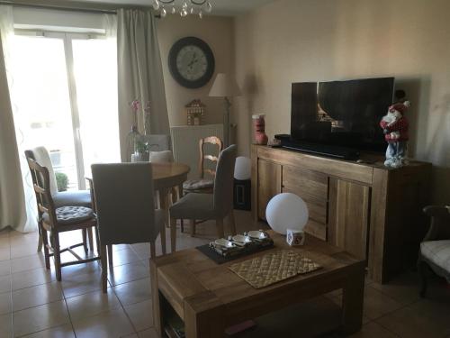 Appartement avec balcon Ville-la-Grand france