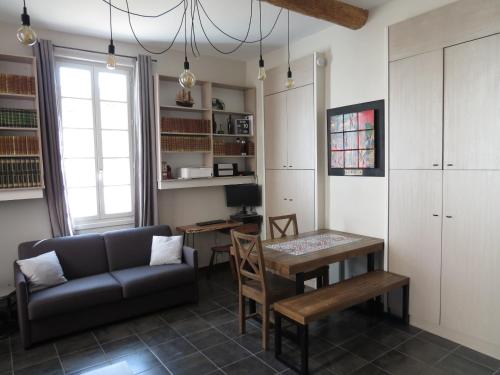 Appartement Appartement avec jardin privatif RDC 178 Rue Jean Jaurès Fréjus