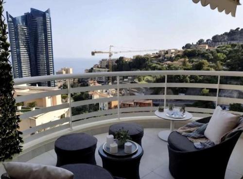 Appartement avec piscine/salle de sport-Monaco Beausoleil france
