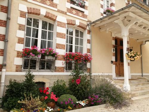 Appartement avec terrasse Neuvy-sur-Barangeon france