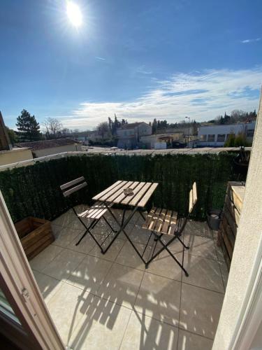 Appartement avec terrasse plein sud Caumont-sur-Durance france