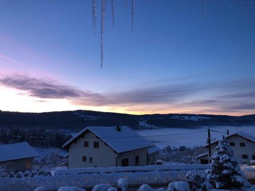 Appartement Appartement avec vue sur le val de Morteau 1 Route du Mont Vouillot Les Fins