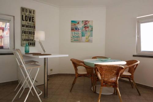 Avencas Beach House - Ocean View
