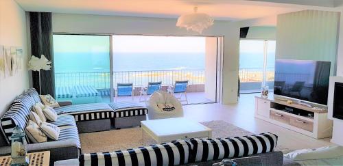 Avenida dos Banhos Apartment